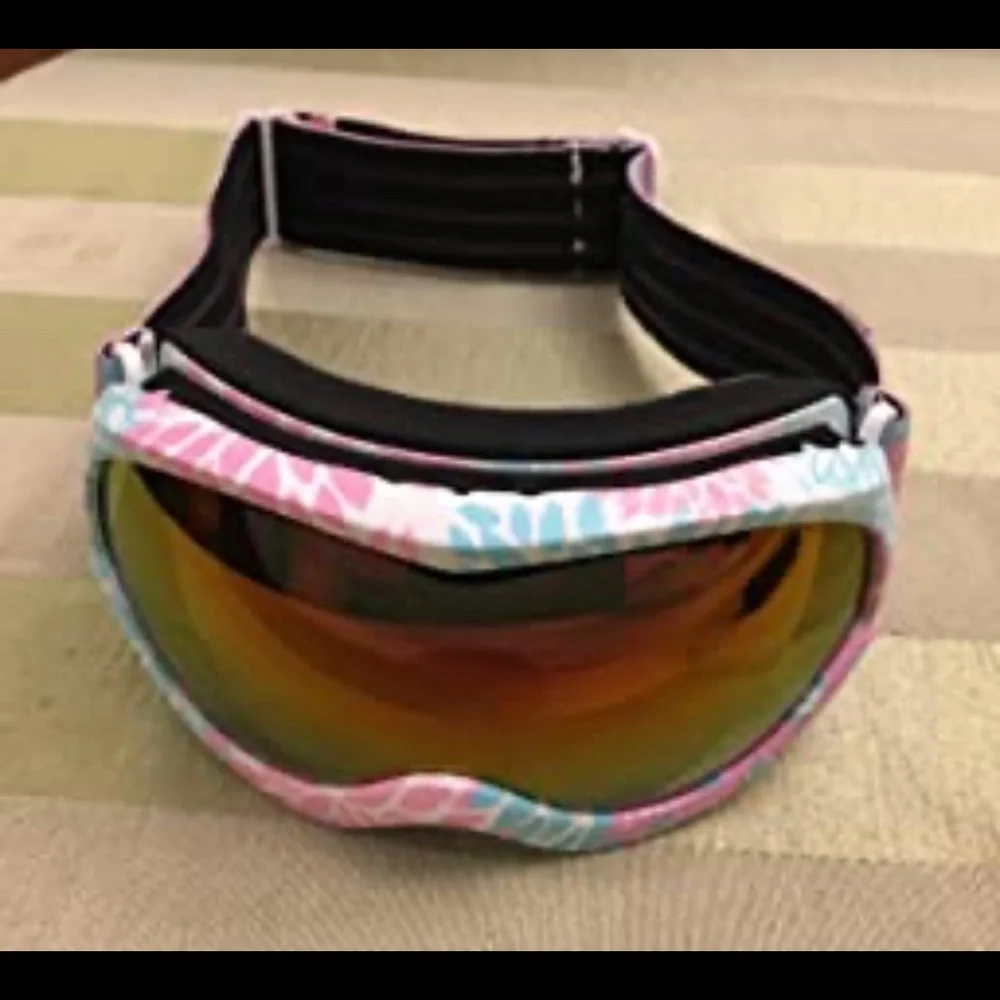NWT  Kids Ski Goggles - Helmet Compatible Snow Goggles for Boys & Girls